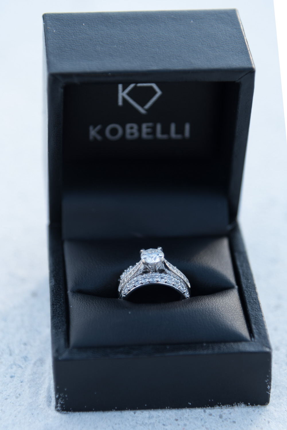 wedding rings in the box